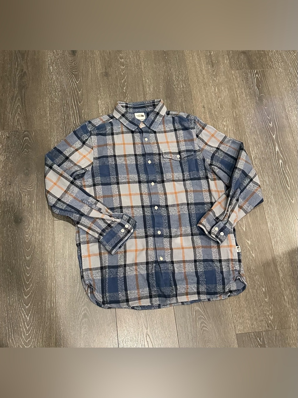 The North Face Men's Navy and Tan Plaid Button-Down Shirt Size Large